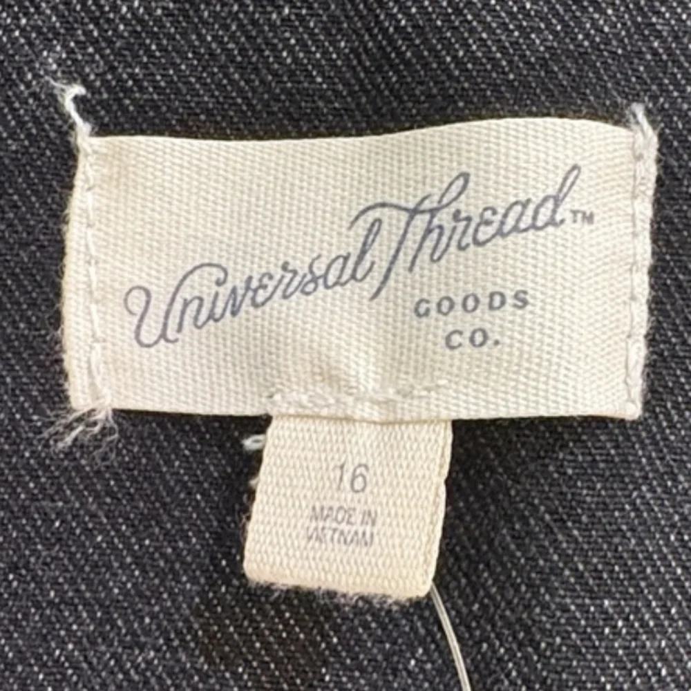 Universal Thread Charcoal Denim Vest - Picture 5 of 6